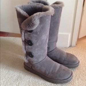 Make offer - Grey uggs - immediate shipping!